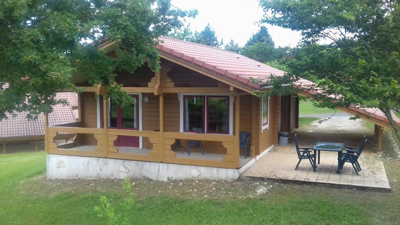 Chalets Du Soleil Mauroux  Buitenkant foto