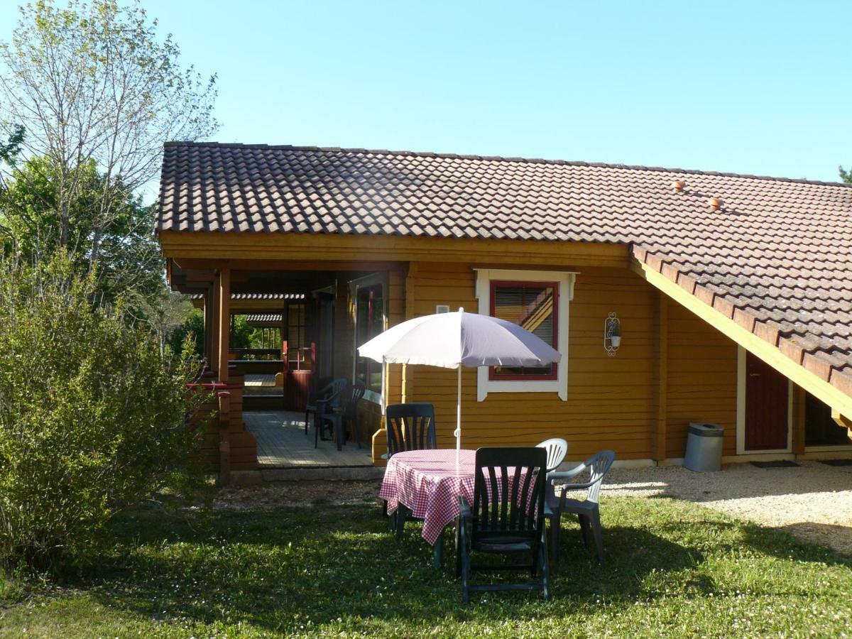 Chalets Du Soleil Mauroux  Buitenkant foto